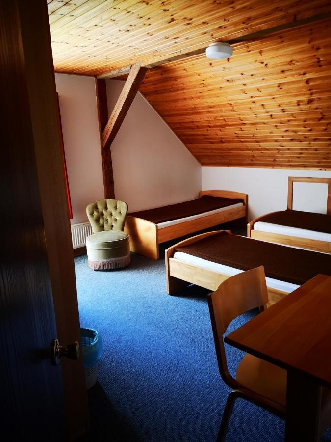 Hotel Fuzinarska Kuca à Fužine Extérieur photo